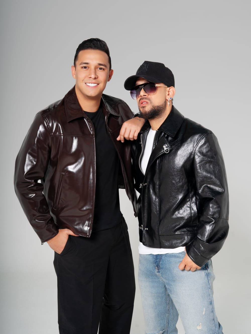 Ambiente de fiesta y concierto, representando la parranda vallenata