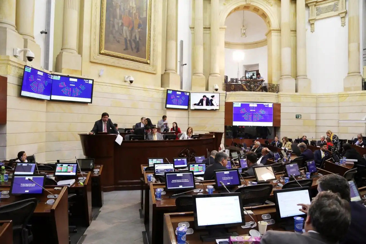 Edificio de gobierno, representando el Congreso y la política nacional