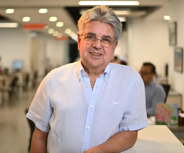 Raúl Colmenares Ossa, líder empresarial y gerente general de Viviendas y Valores