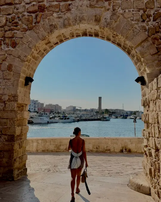 Mónica Jaramillo en Monopoli, Italia