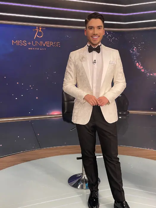 Carlos Claro, presentador de Miss Universe Colombia 2026